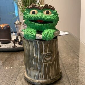Vintage Oscar the grouch cookie jar- Muppets Inc